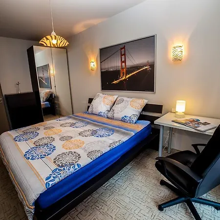 Nextstop Angel City 2 Apartment